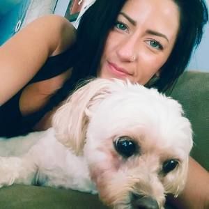 Meet your Posher, Brianna